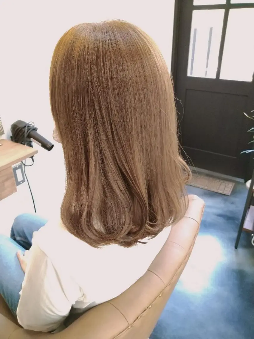 セミロング カラー カット ヘアカラー 縮毛矯正 トリートメント charme 木澤のヘアスタイル