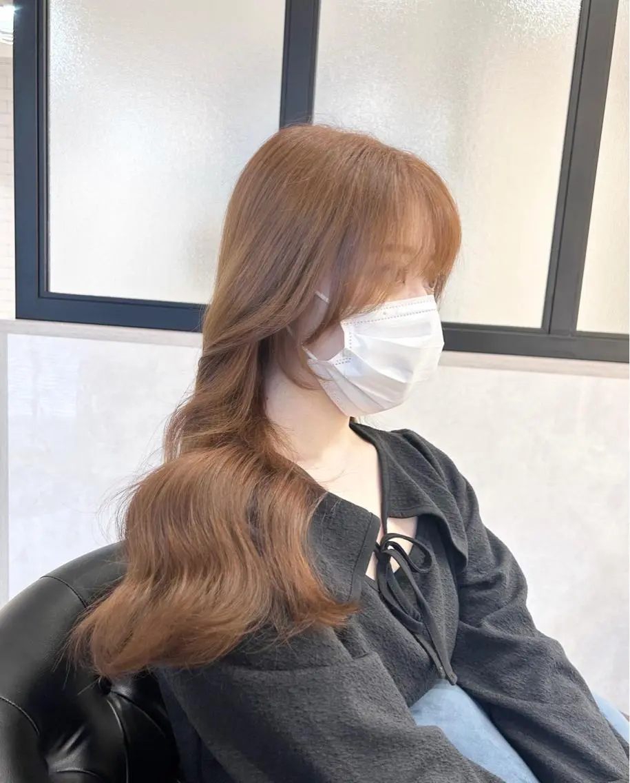 ロング カラー カット ヘアカラー トリートメント emi/髪質改善/ 韓国風/艶カラーのヘアスタイル