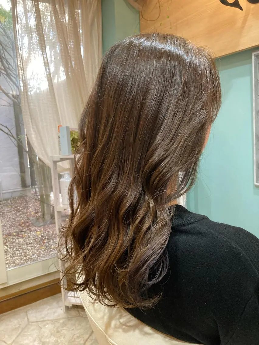 ロング カラー 谷川 穂のヘアスタイル