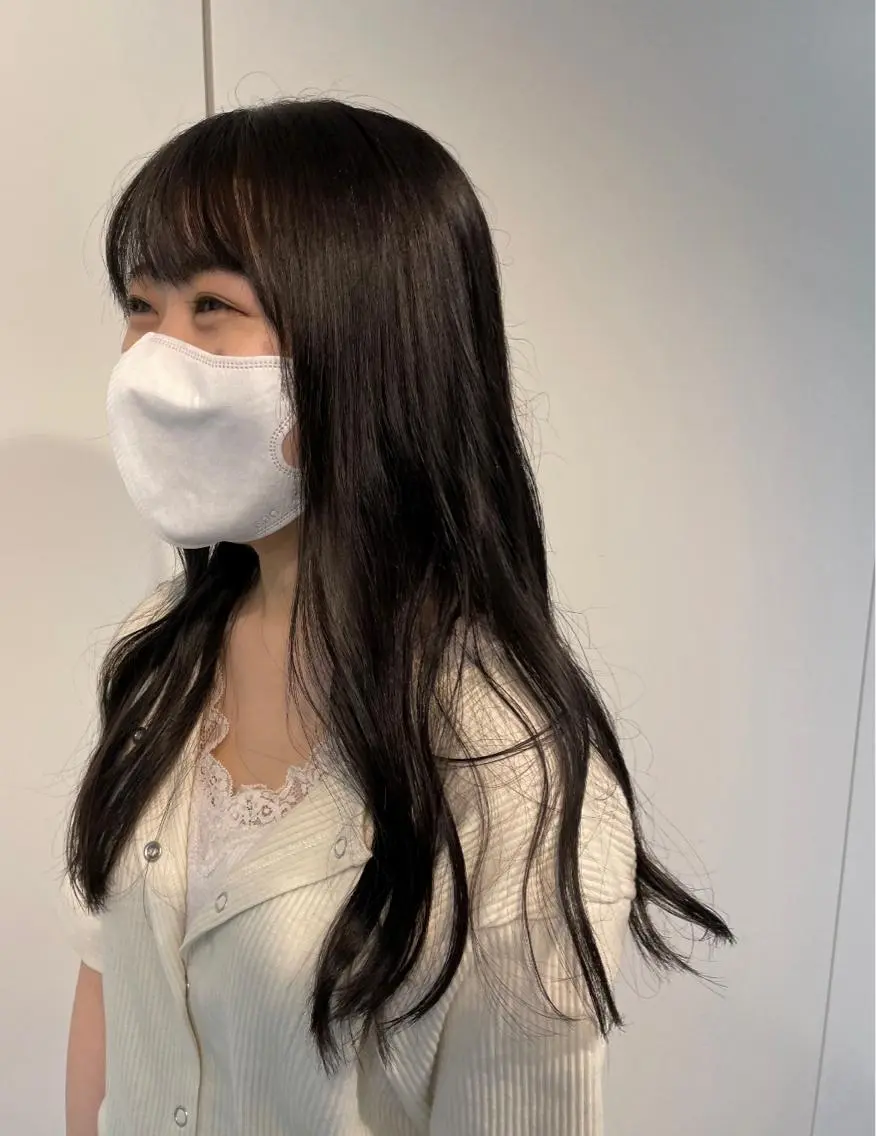 ロング カラー レイヤーカット 🍮中山詩乃🍮顔 まわりデザイン◎のヘアスタイル