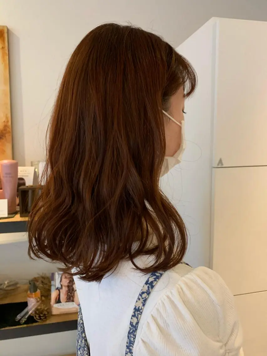 セミロング カラー パーマ ヘアアレンジ メンズ キッズ ネイル マツエク・マツパ メンズブリーチ ブリーチ ブラウンカラー ブリーチなしカラー カラーマツエク ウルフレイヤーカット /チヒロのヘアスタイル