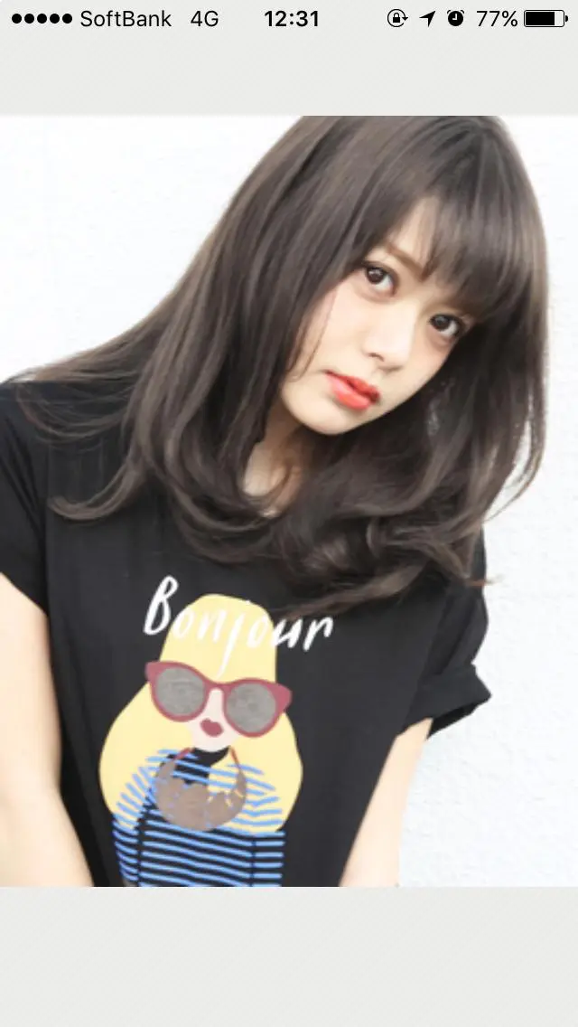 ミディアム 嶋崎 留美のヘアスタイル