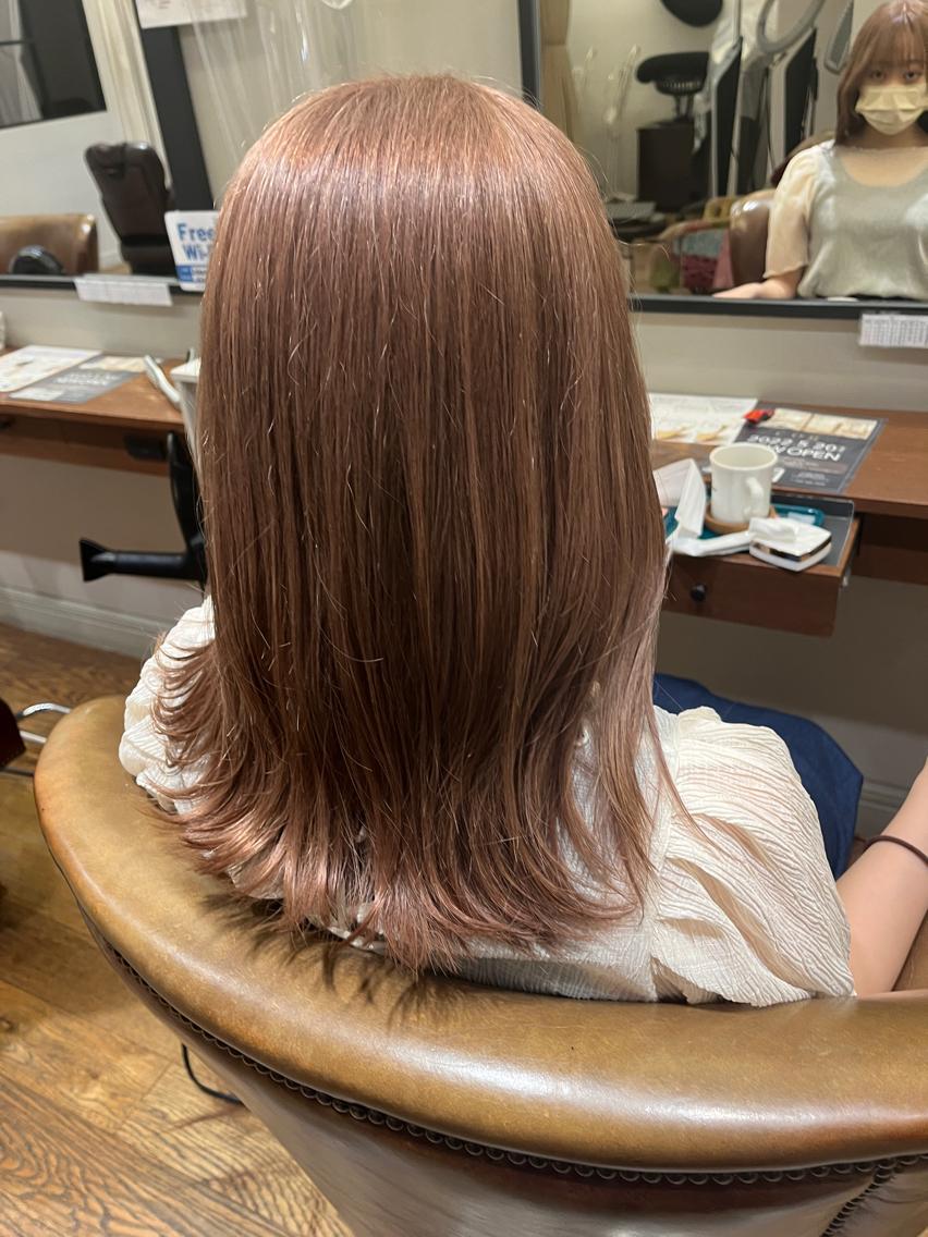 セミロング カラー ベージュカラー ブリーチ ミルクティーベージュ 佐藤 宰 OZ桑野店のヘアスタイル