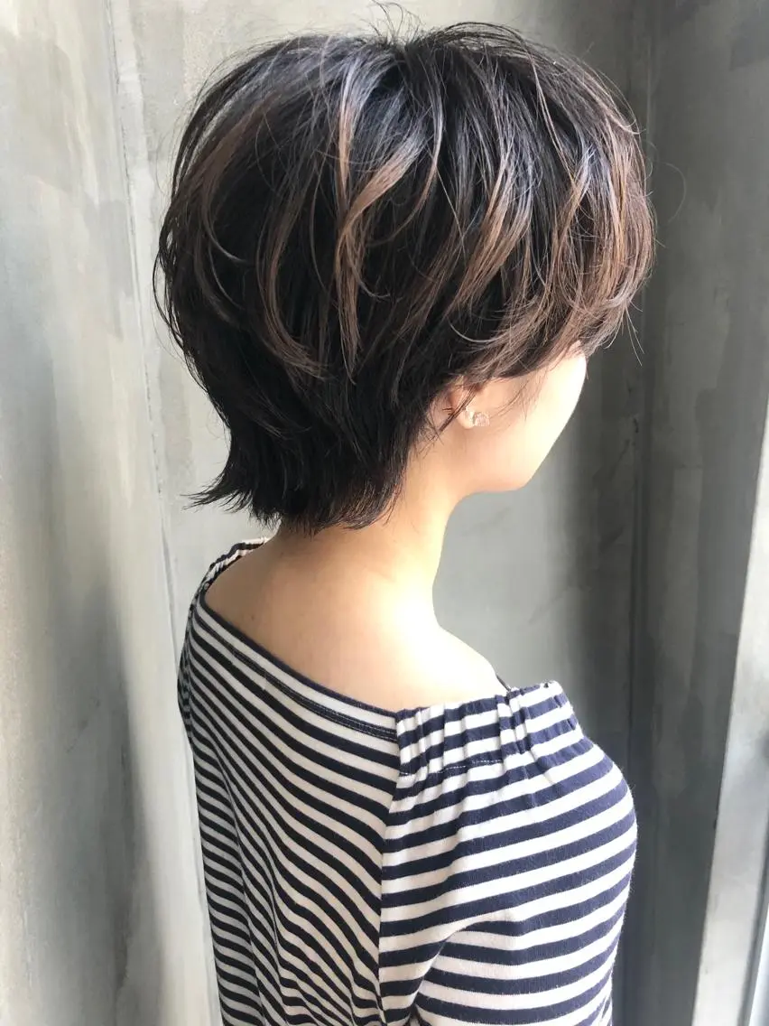 ショート 七尾 彰観のヘアスタイル
