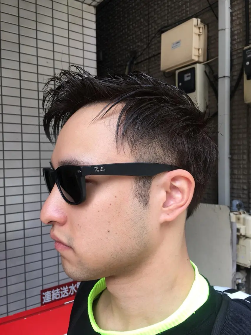 ショート カット 鈴木 英治のヘアスタイル