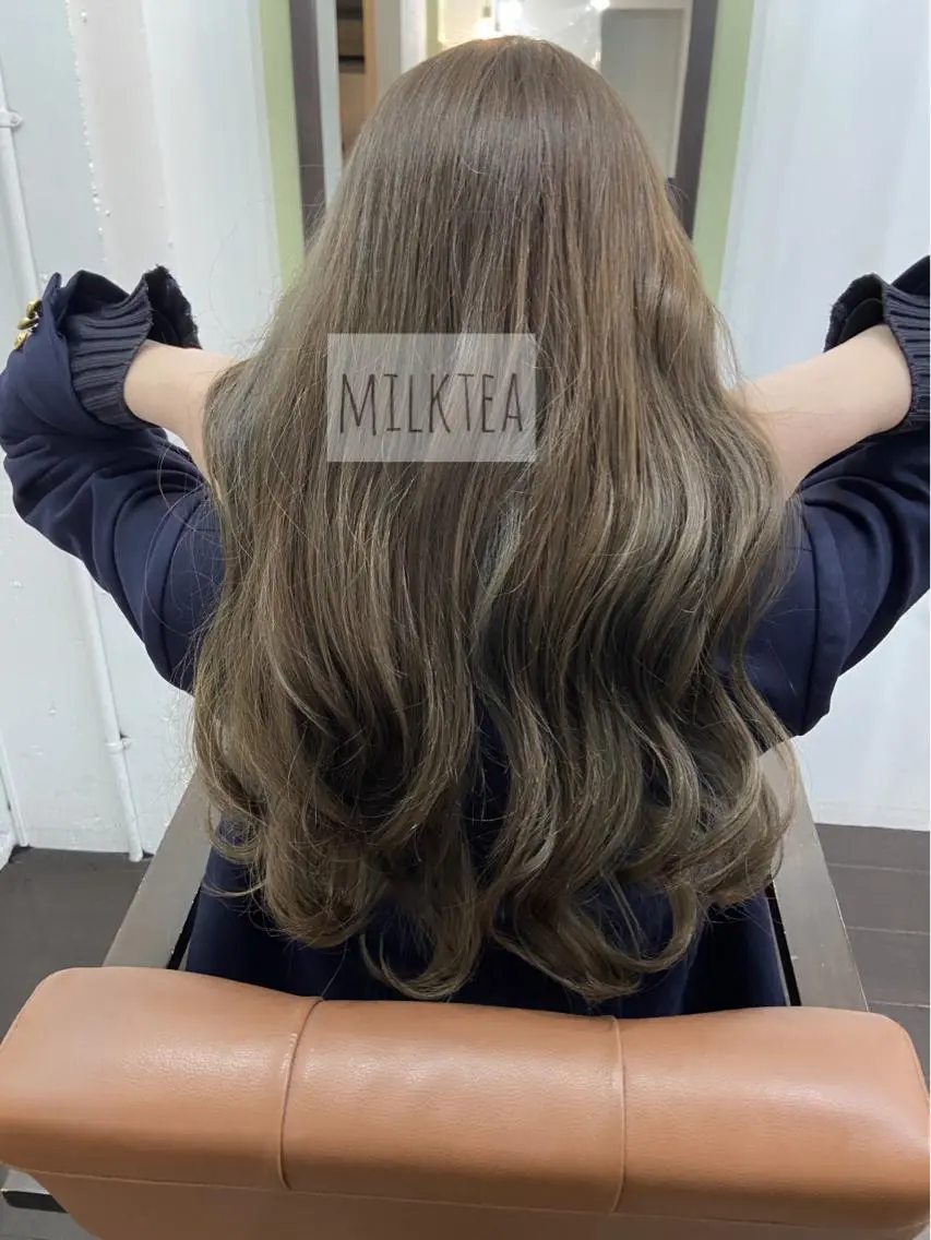 ロング カラー ベージュカラー ミルクティーベージュ 久木原 ゆりのヘアスタイル
