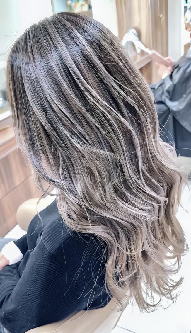 ロング カラー バレイヤージュ 髪質改善 レイヤーカット カット ヘアカラー トリートメント 山崎俊輔/髪質改善 /バレイヤージュのヘアスタイル
