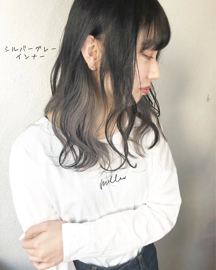 セミロング カラー インナーカラー あさだ しゅうたろうのヘアスタイル