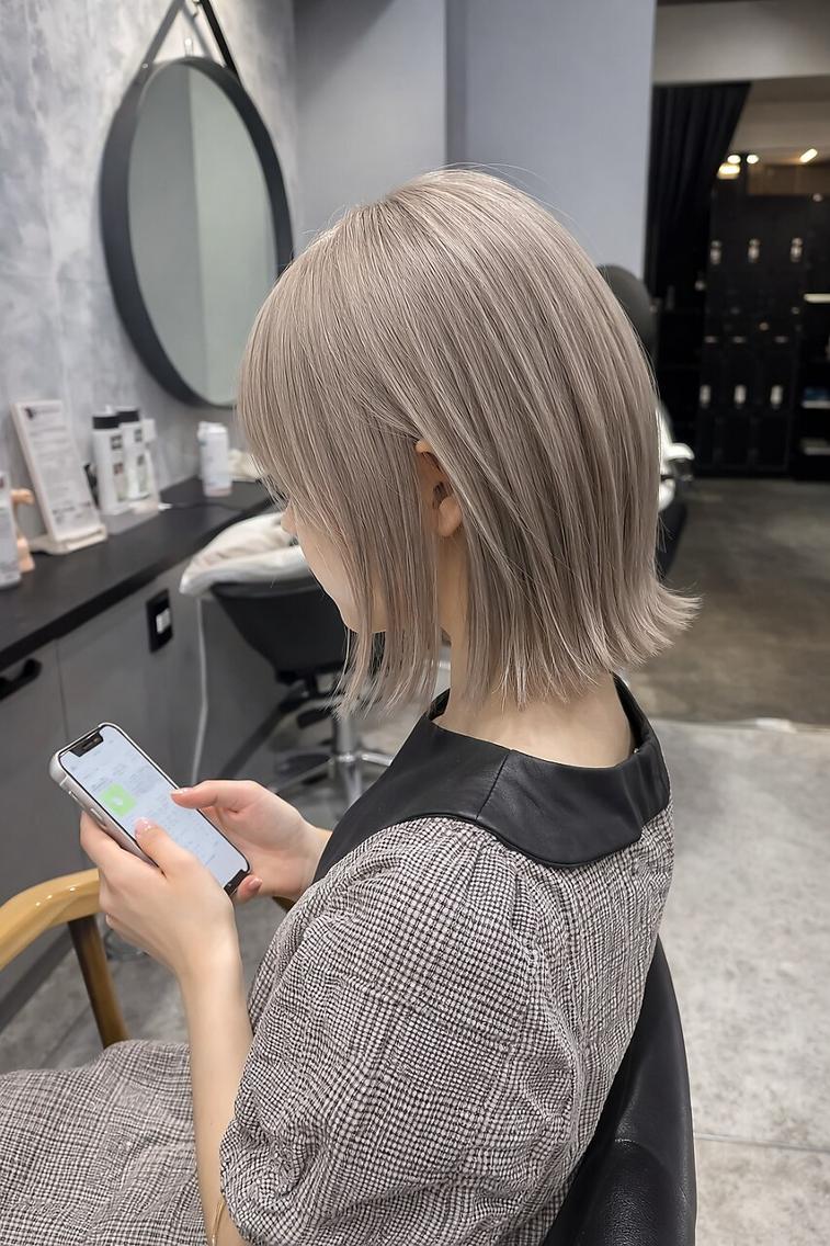 ミディアム カラー アディクシーカラー ベージュカラー ブリーチ ダブルカラー イルミナカラー トップスタイリスト ✨KIRIKA中野✨のヘアスタイル