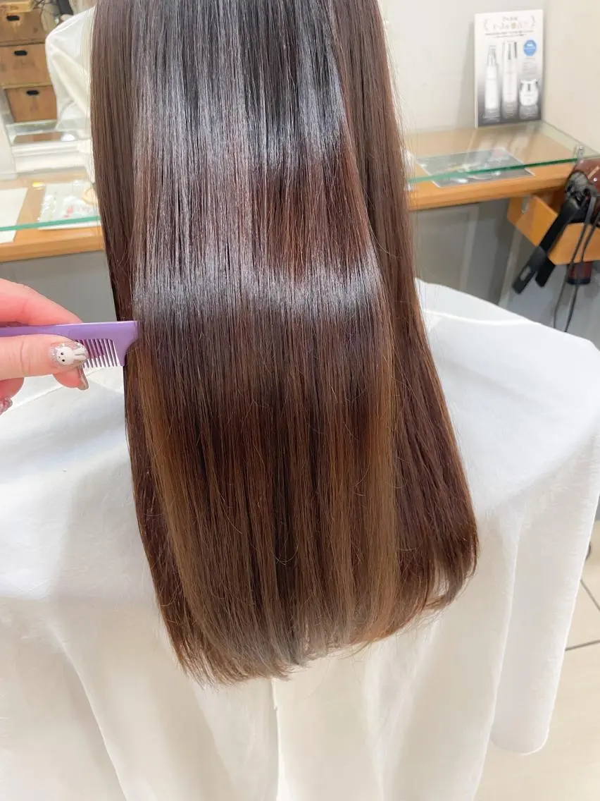 ロング カラー 縮毛矯正 カット 縮毛矯正 ✨カラー支持No.1 🧸ワキ カナコ🧸のヘアスタイル