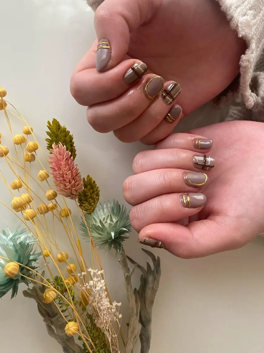ネイル ハンドネイル ハンドケア ëmma nail_ by chulaのネイルデザイン