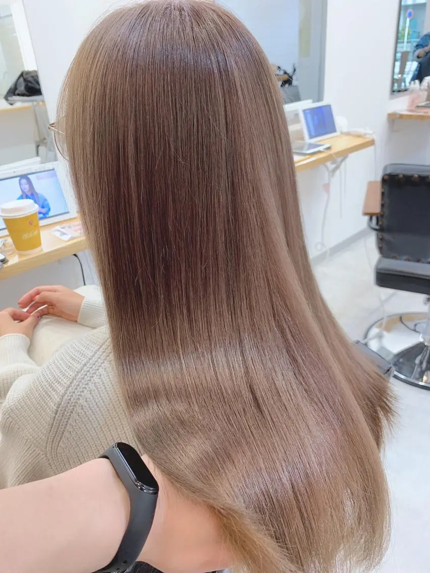 カラー 〜貴女の人生に寄り添 う〜オダ　ジュンペイのヘアスタイル