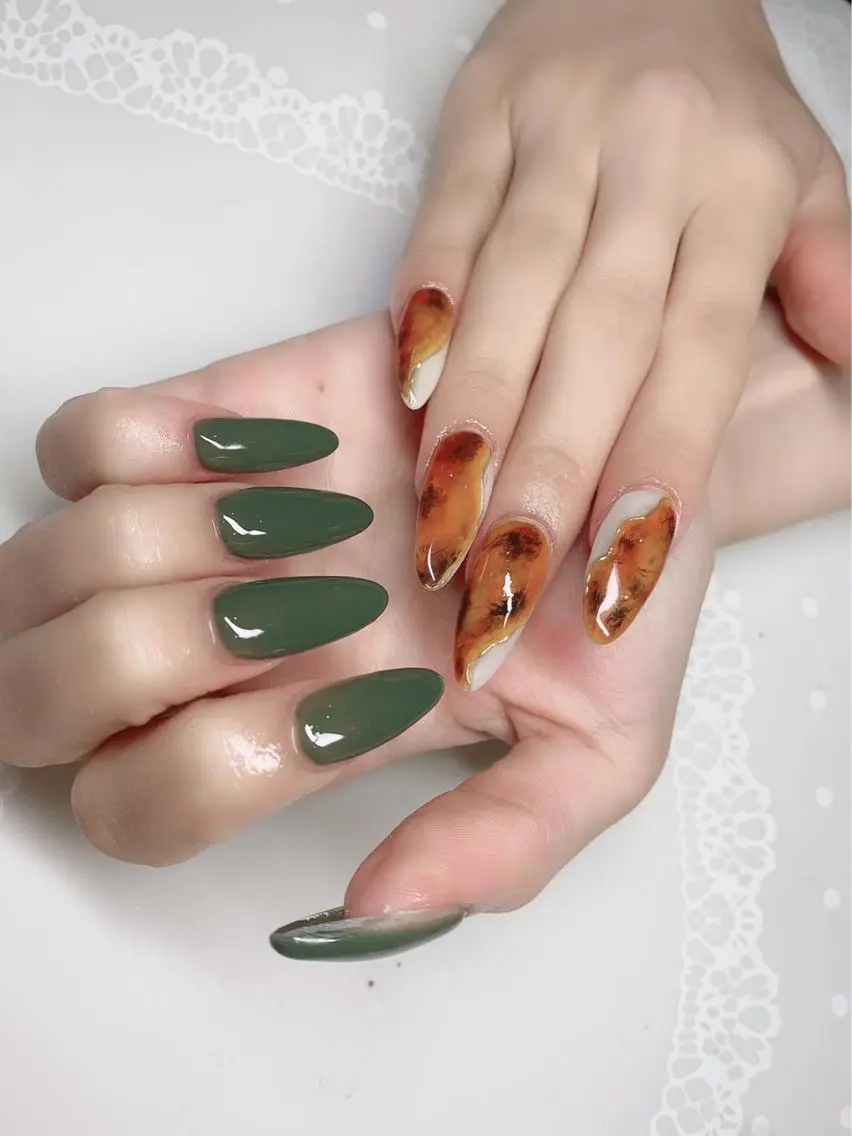 ミディアム ネイル ハンドネイル 《LB》ラブリエ Nail&eyeのマツエク・マツパデザイン