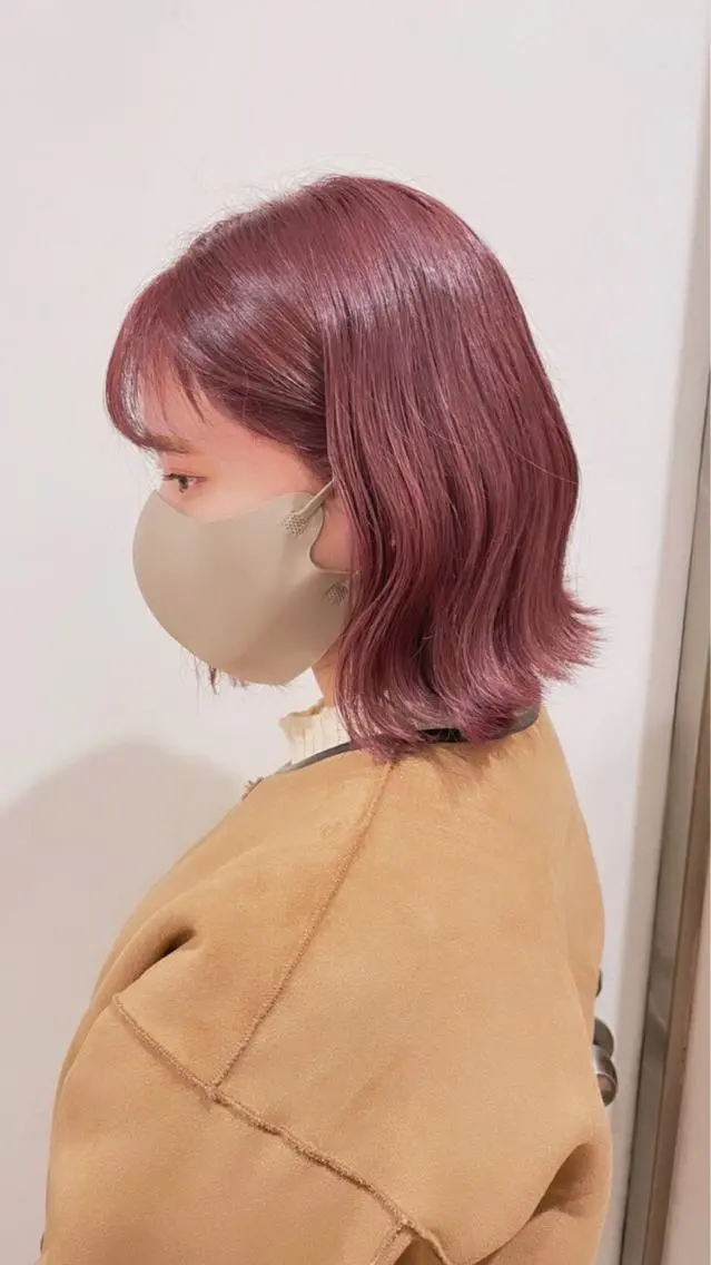 ミディアム カラー カット ヘアカラー トリートメント 韓国🇰🇷レイヤー 映える顔周り🩷のヘアスタイル