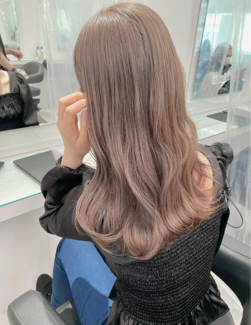 ロング カラー ヘアカラー トリートメント 🎀ブリーチなし/ レイヤーカット🎀のヘアスタイル