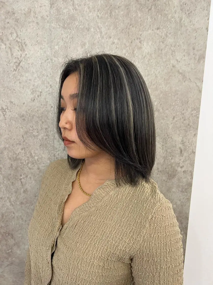 ミディアム カラー ヘアアレンジ ミディアムパーマ アッシュ アッシュグレー アッシュグレージュ ベージュカラー ショートヘア原宿 fifth コシのヘアスタイル