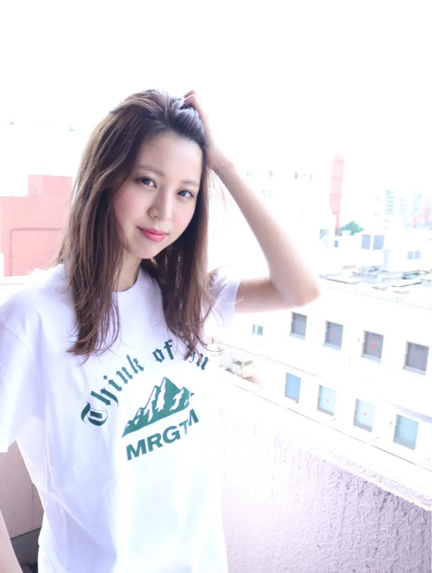 ロング カラー アッシュ 統括ディレクター kuriのヘアスタイル