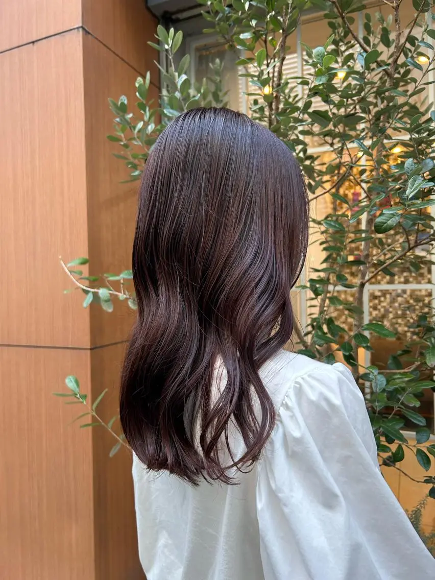 カラー ブリーチ ブリーチなしカラー lomalia moekaのヘアスタイル