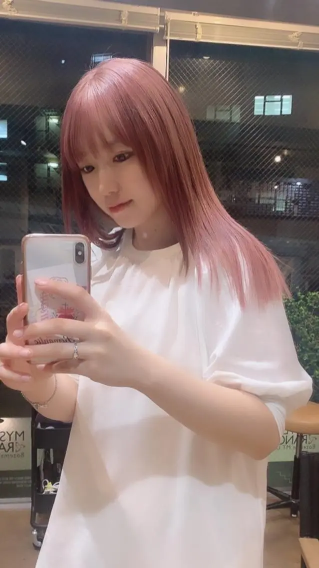 セミロング カラー ヘアアレンジ ブリーチ 透明感カラー ハイライトカラー ハイトーンカラー ピンクカラー ヘアカラー トリートメント ヘアセット ✨ハイクオリティ✨ 山本香也のヘアスタイル