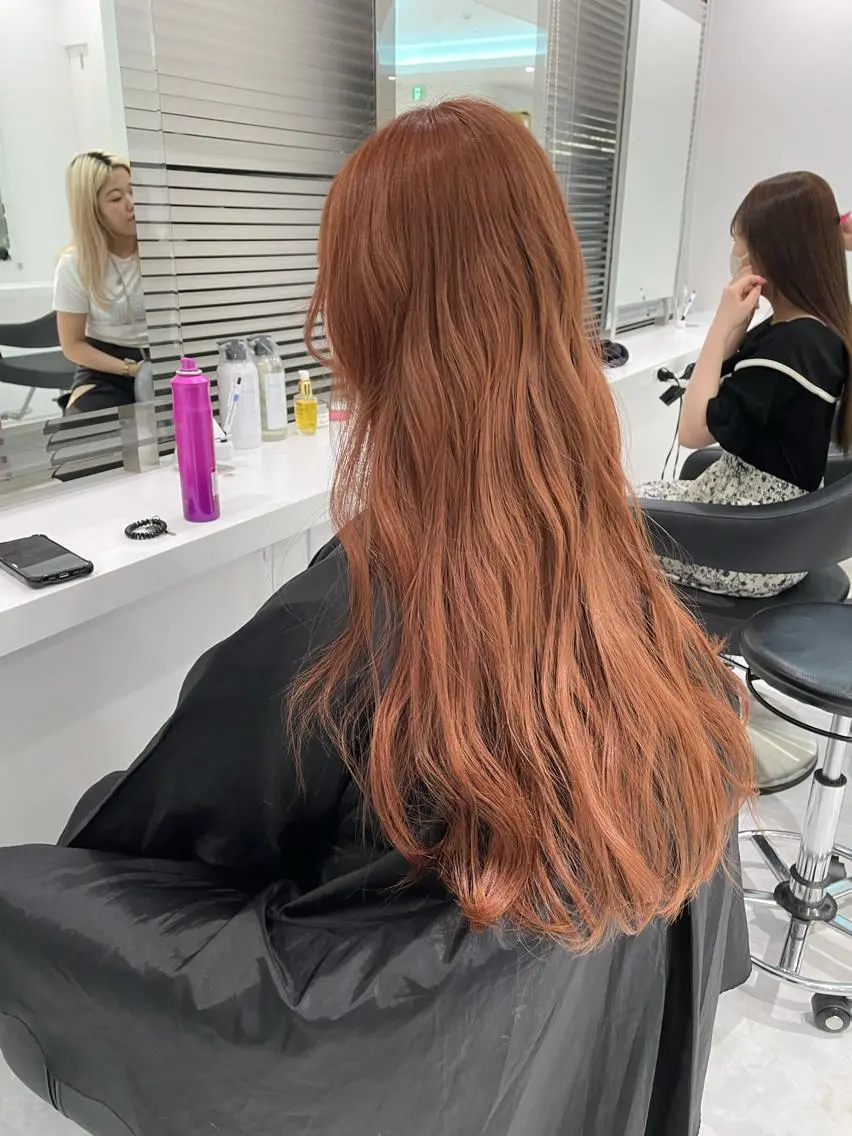セミロング カラー ヘアアレンジ ベージュカラー オレンジ オレンジベージュ ヘアカラー トリートメント 髪質改善/美髪矯正 艶髪/Takutoのヘアスタイル