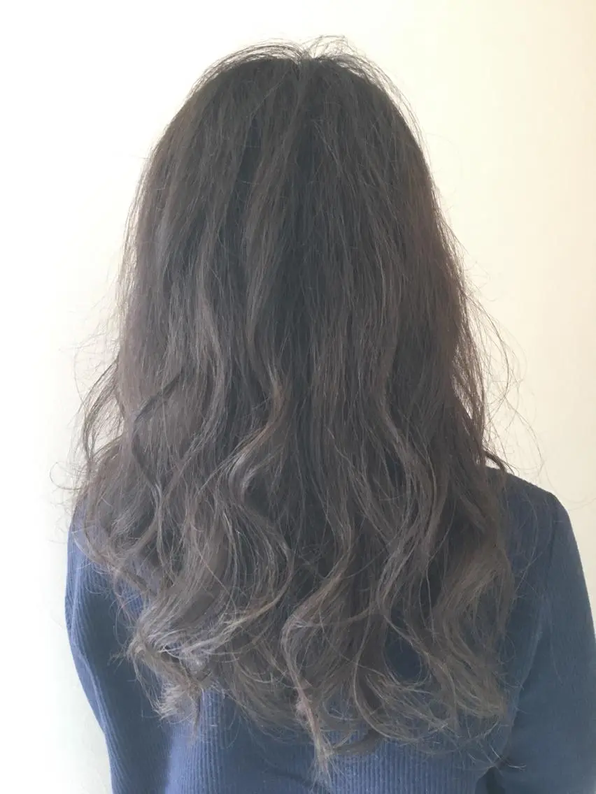 セミロング カラー パーマ ヘアアレンジ IVY villa Suzu.のヘアスタイル