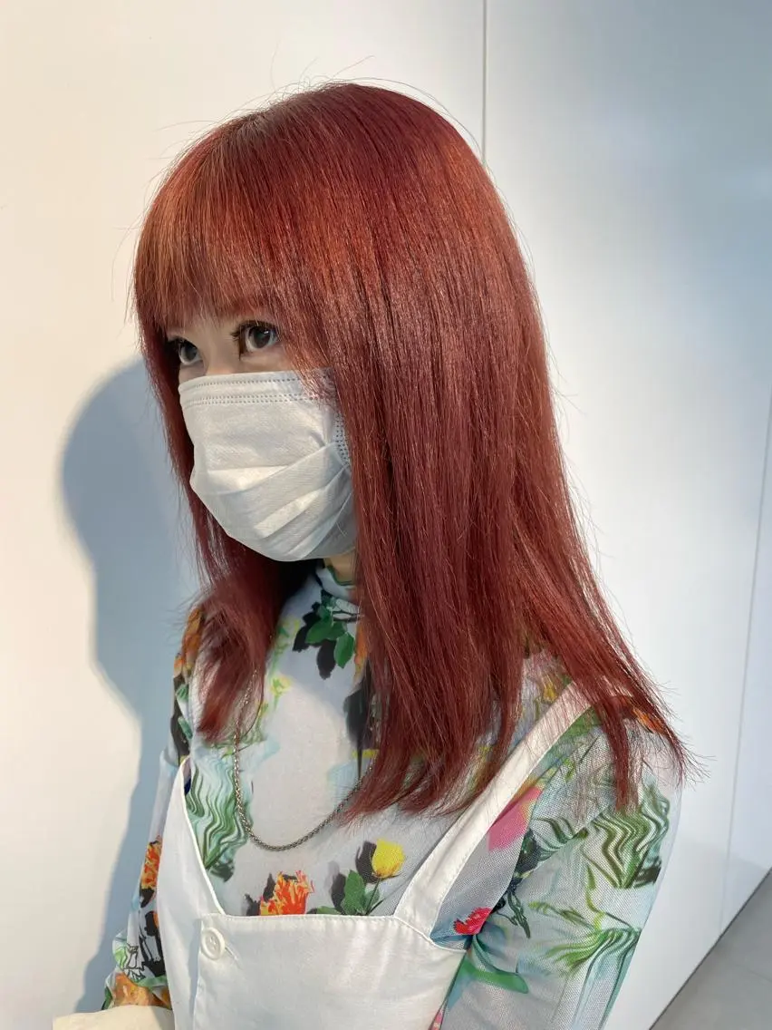 セミロング カラー ピンクカラー 🍮中山詩乃🍮顔 まわりデザイン◎のヘアスタイル