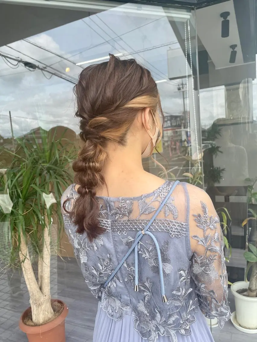 セミロング ヘアアレンジ 結婚式・ブライダル マキノ キョウカのヘアスタイル