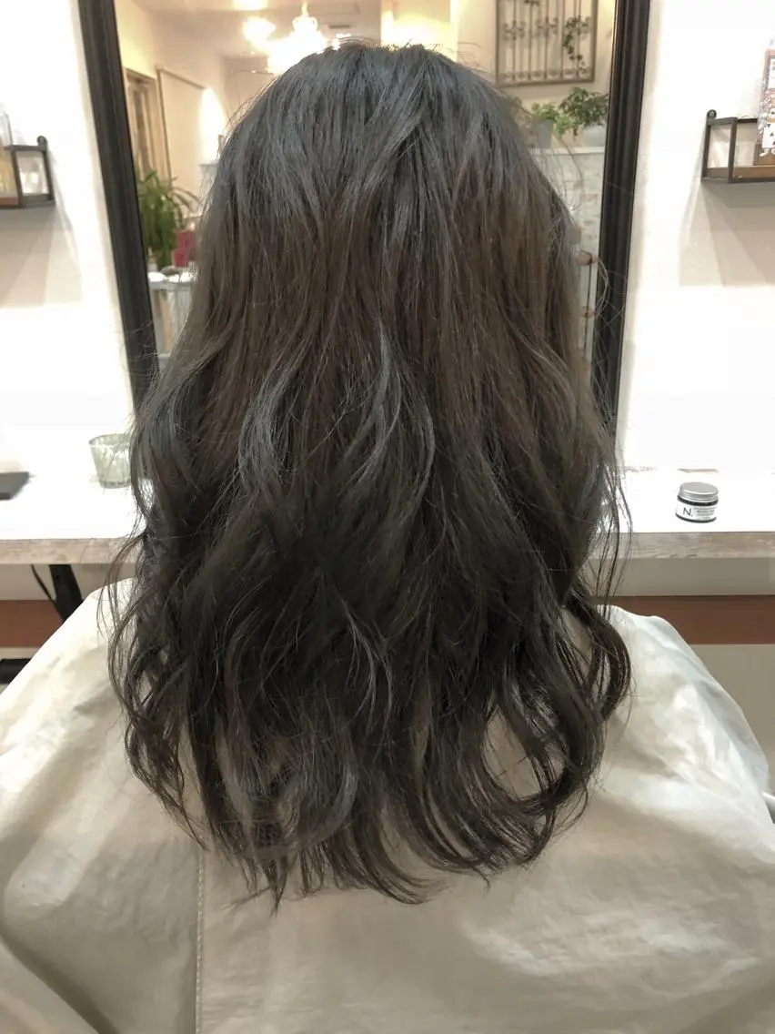 セミロング カラー Lucet byＮＹＮＹのヘアスタイル