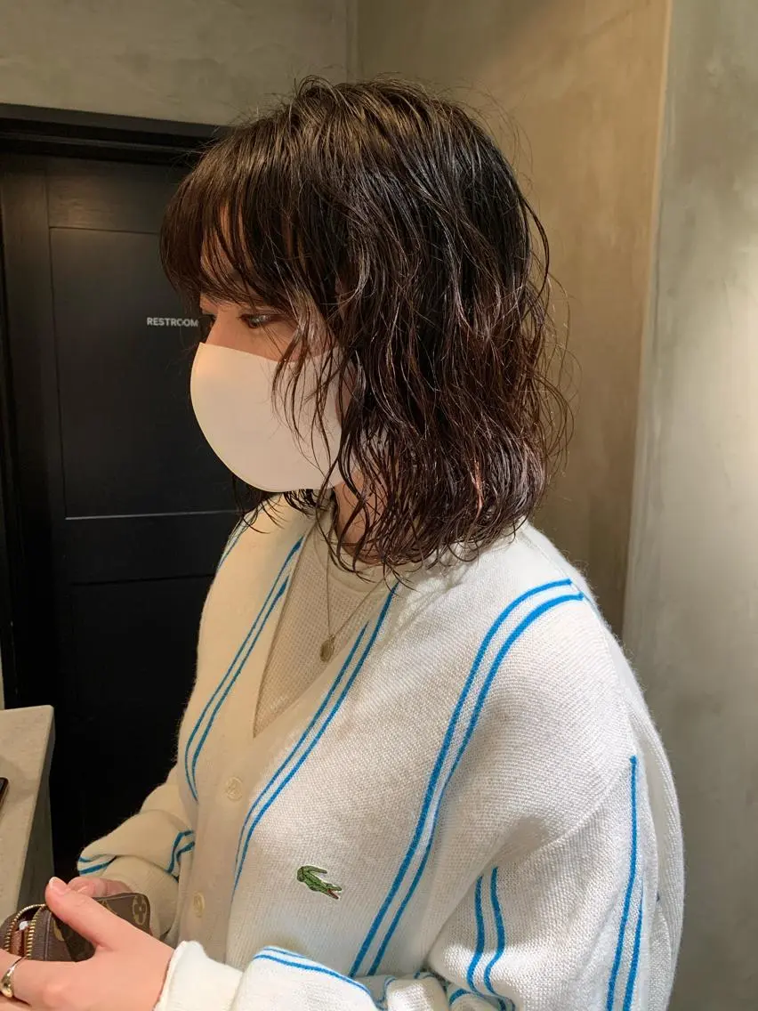 ミディアム パーマ カット パーマ トリートメント アンニュイヘア🪽 ayumiのヘアスタイル