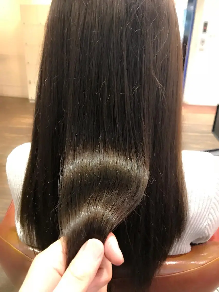 ロング くせ毛 ヘアカラー トリートメント 縮毛矯正/ 髪質改善 /ショート 圍 崇行のヘアスタイル