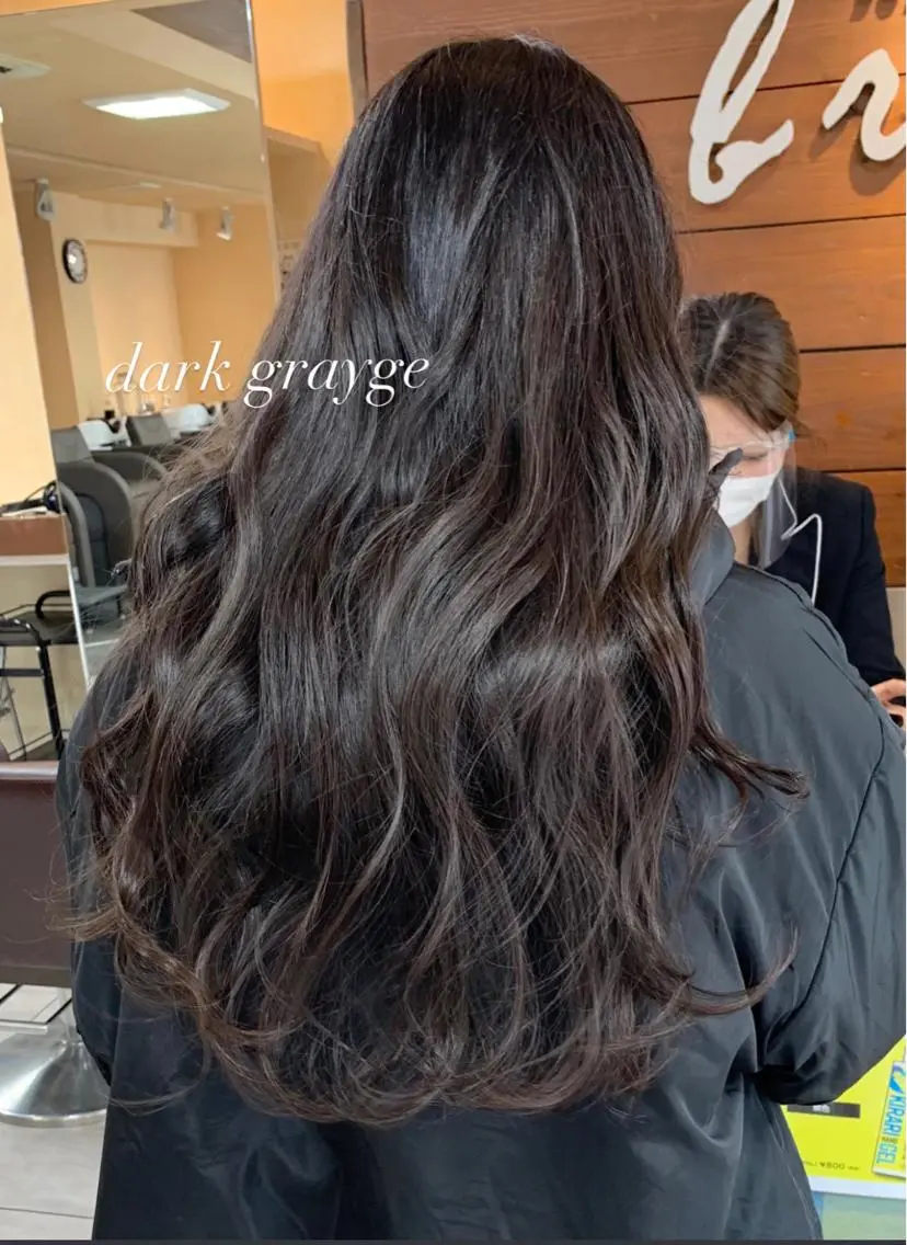 ロング カット パーマ トリートメント レイヤー/艶髪カラー 森本くるみのヘアスタイル