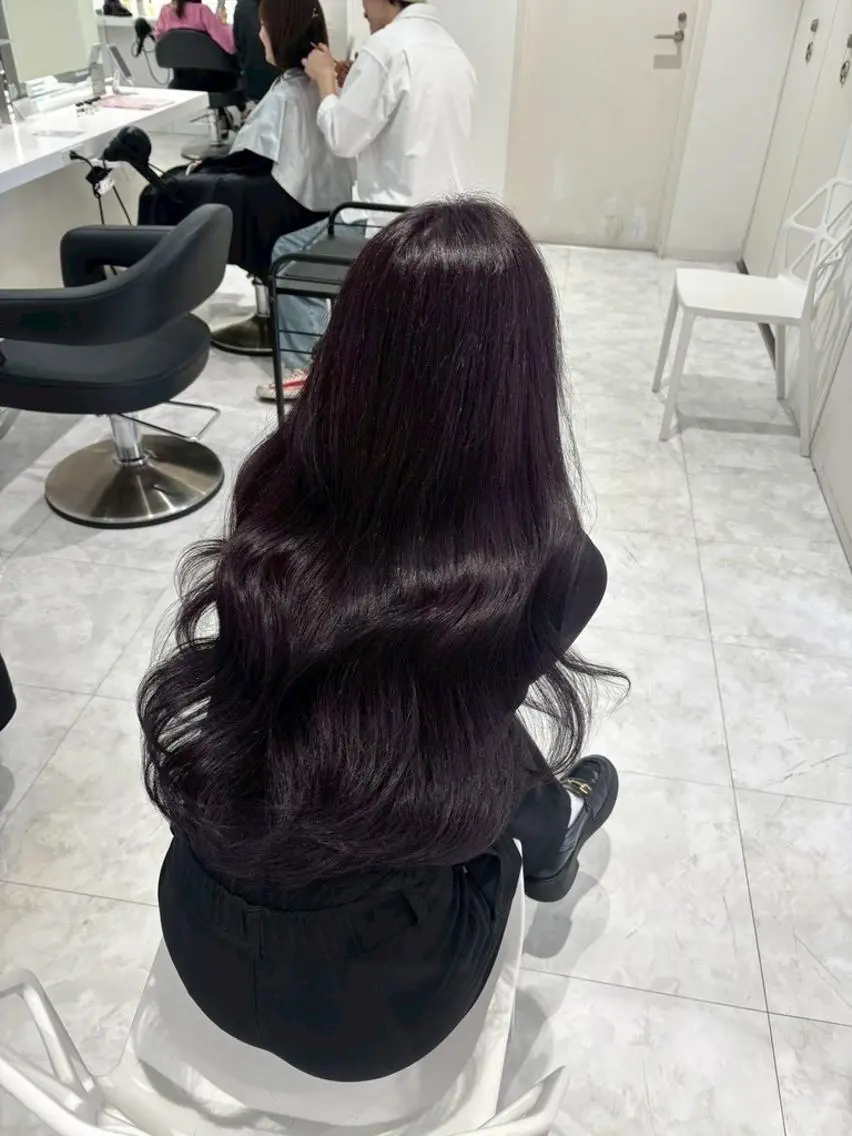 カラー ロング 垢抜け暗髪ヘアー 🕯️横浜のヘアスタイル