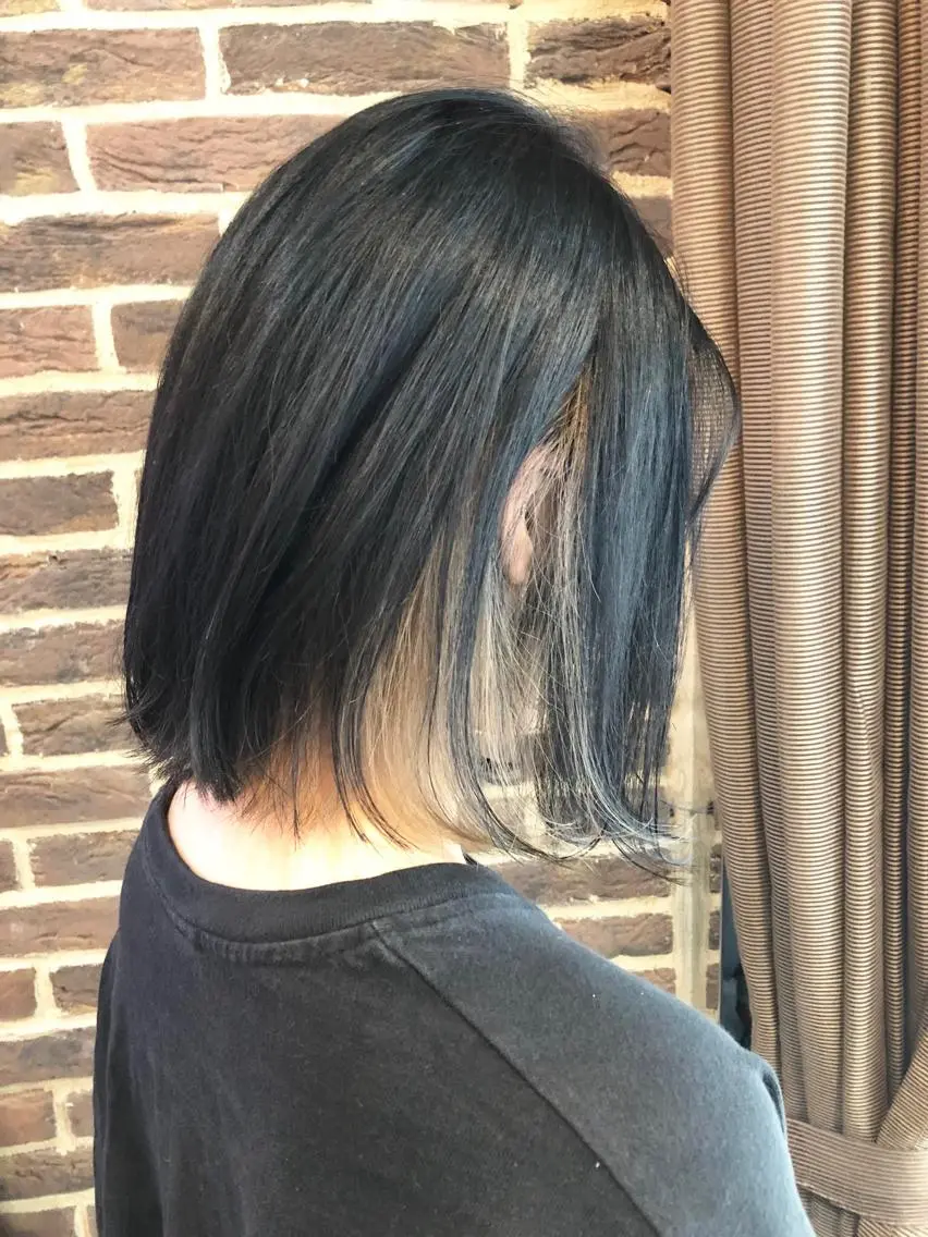 セミロング カラー インナーカラー 高橋 隆一のヘアスタイル