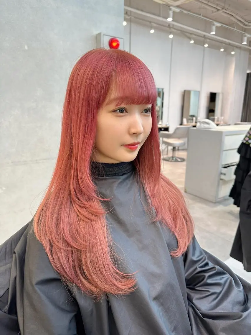 ロング カラー ヘアアレンジ ピンクカラー ハイトーン特化 pepe🎀のヘアスタイル