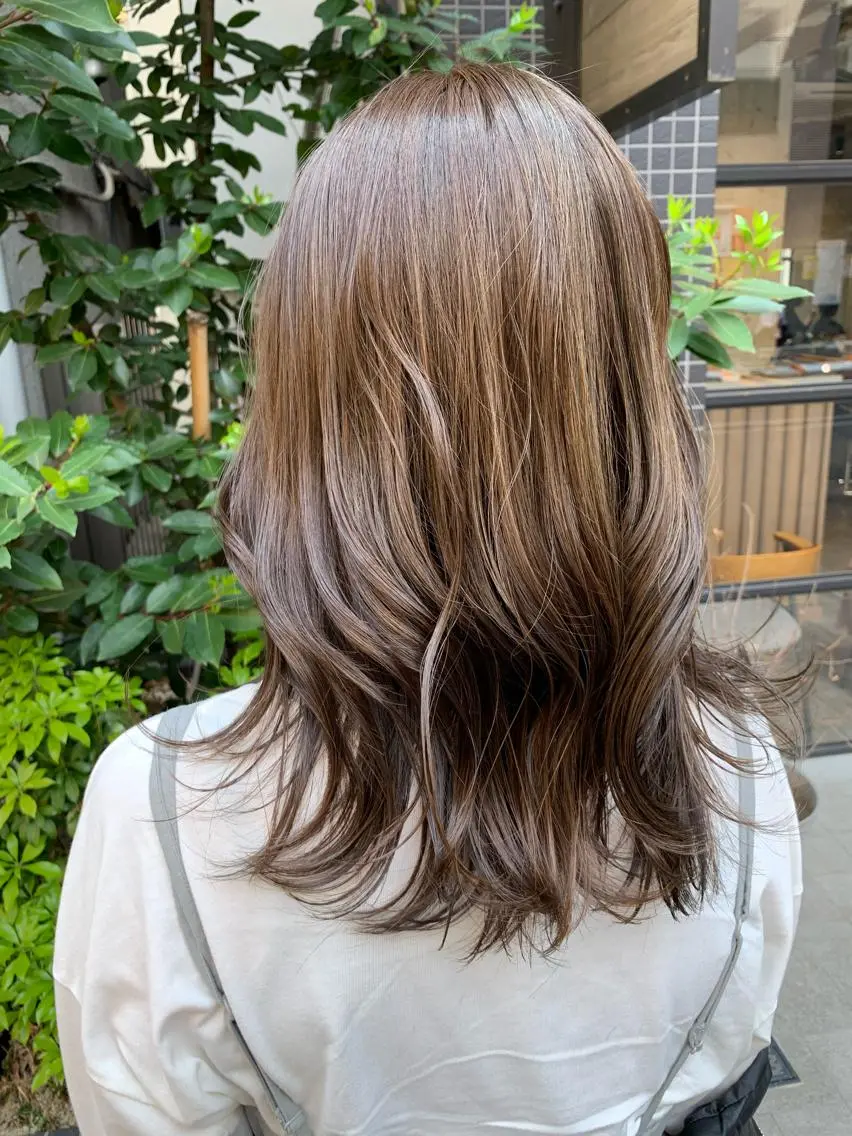 ミディアム カット ヘアカラー トリートメント 🌟美髪縮毛矯正🌟 吉田冴一のヘアスタイル