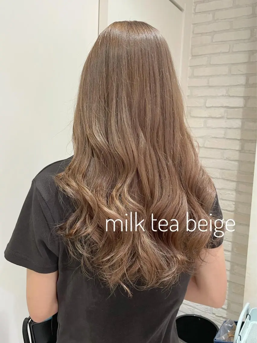 ロング カラー ベージュカラー ブリーチ ミルクティーベージュ 大平 美沙のヘアスタイル