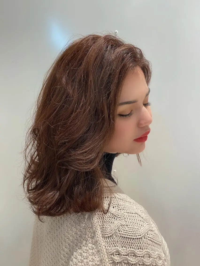 ミディアム カラー イエローカラー 堀切 舞のヘアスタイル