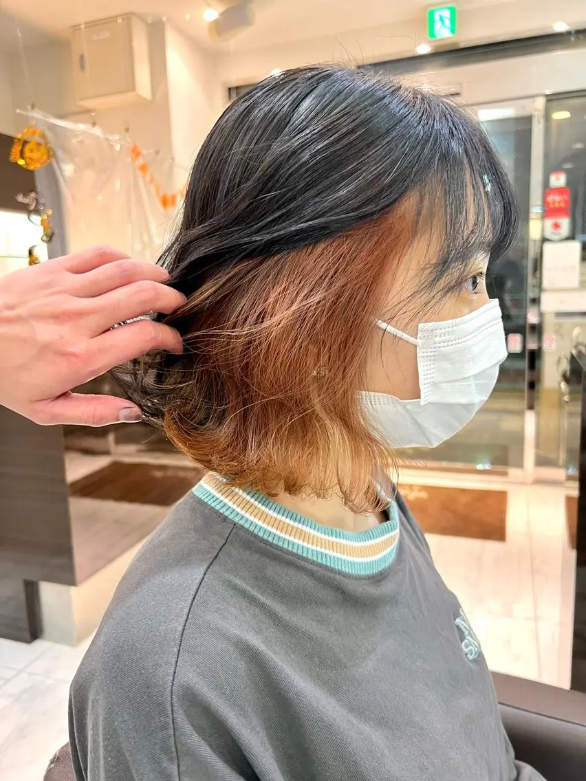 ショート カラー ヘアアレンジ ブリーチ ネイビーカラー オレンジ 🔶似合わせセンター パート/ヤス🔶のヘアスタイル