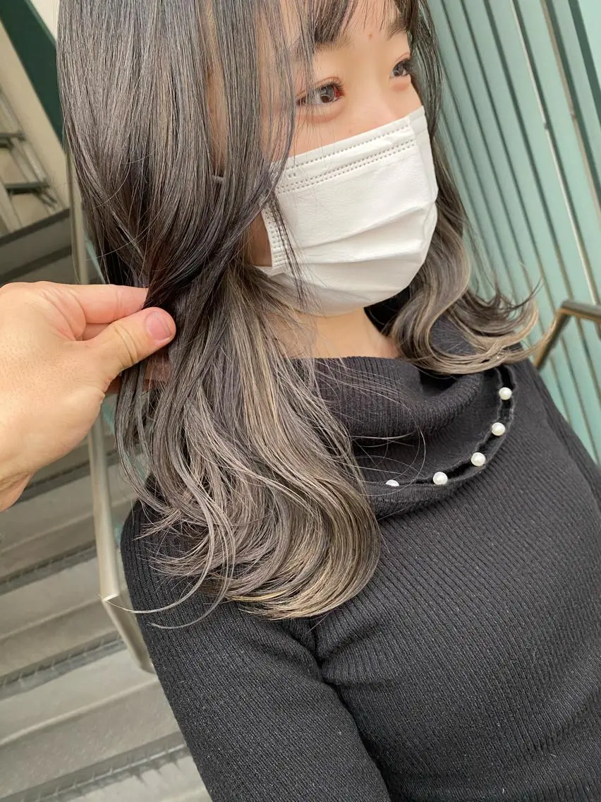 ミディアム カラー ハイライトカラー ハイライト ヤクシジ レンのヘアスタイル