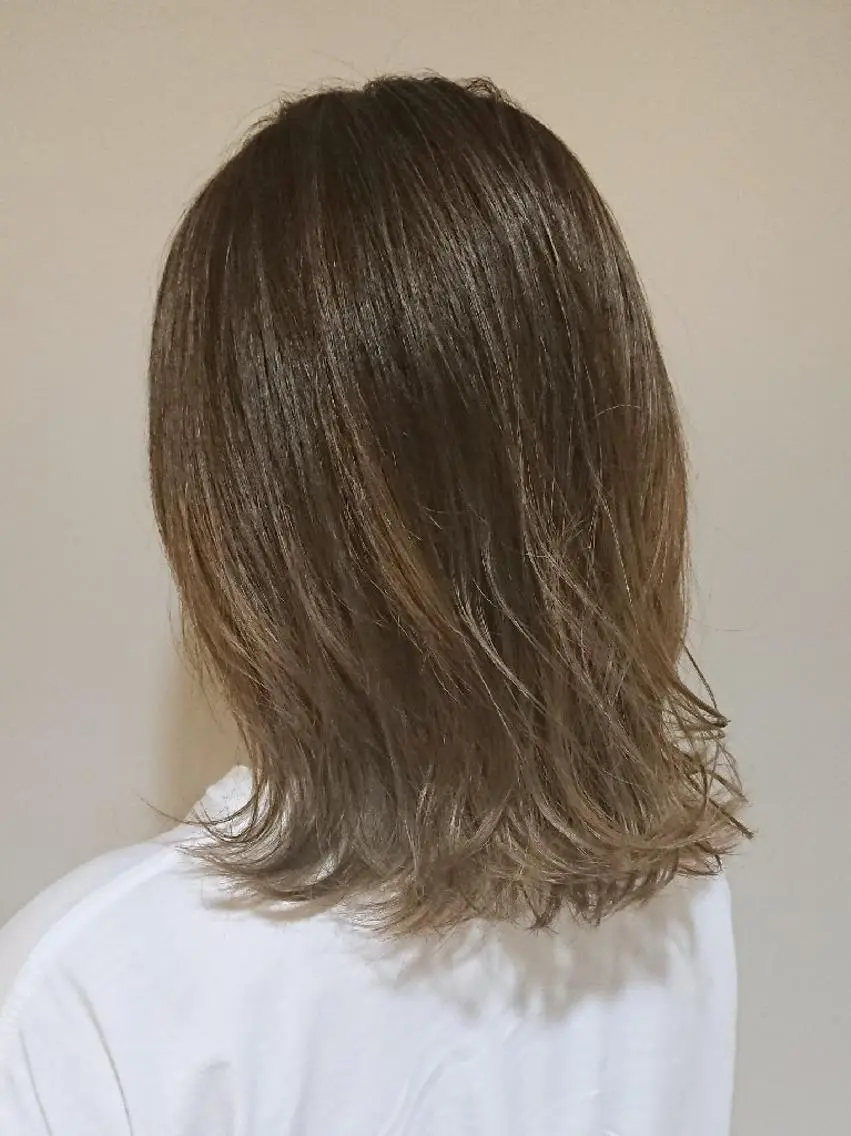 ミディアム カラー グラデーションカラー イルミナカラー ✨ブリーチなし透明感 カラー✨ゆりかのヘアスタイル