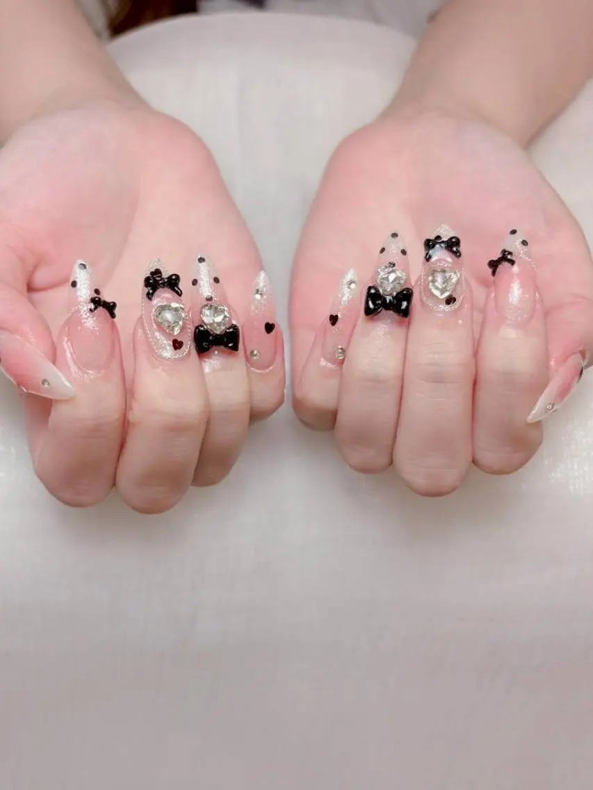 ネイル 韓国ネイル マグネットネイル 持ち込み ハンドネイル Mihana西川口♡ Jr Nailistのネイルデザイン