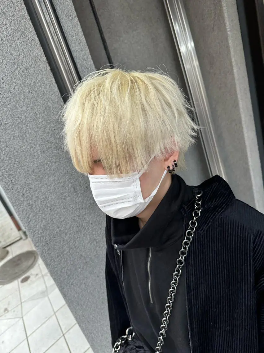 ショート カラー 町田ブリーチデザイン 🌈MANATOのヘアスタイル