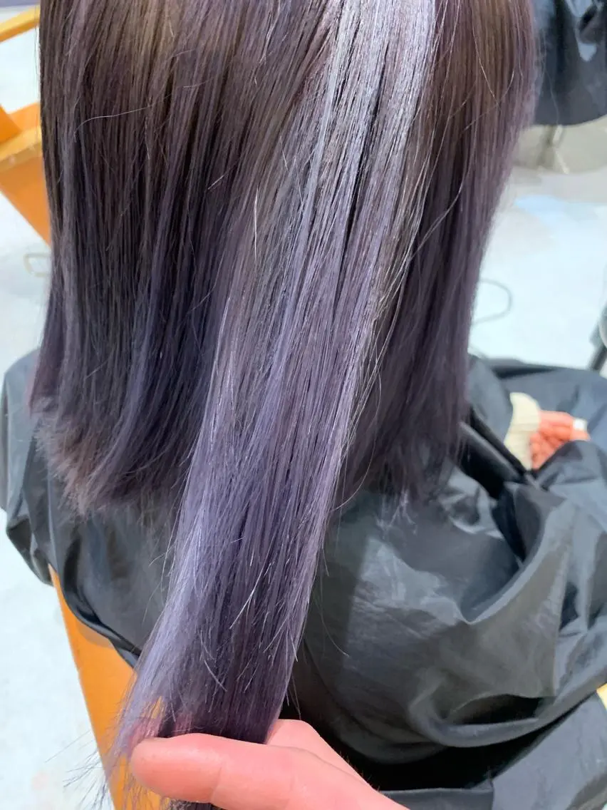 ミディアム カラー 韓国レイヤー×艶髪 ハイトーンRyukiのヘアスタイル