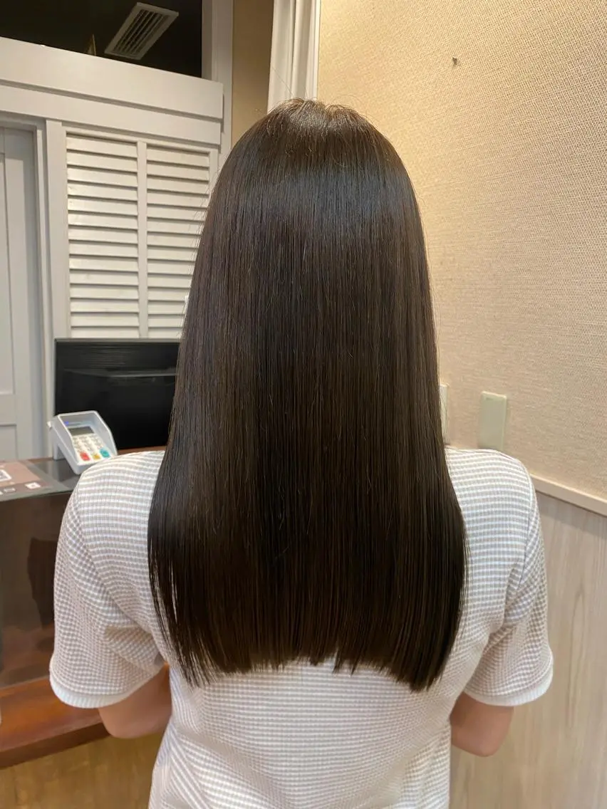 カラー アッシュ ベージュカラー カット 縮毛矯正 NUMBER 天王寺YUYAのヘアスタイル