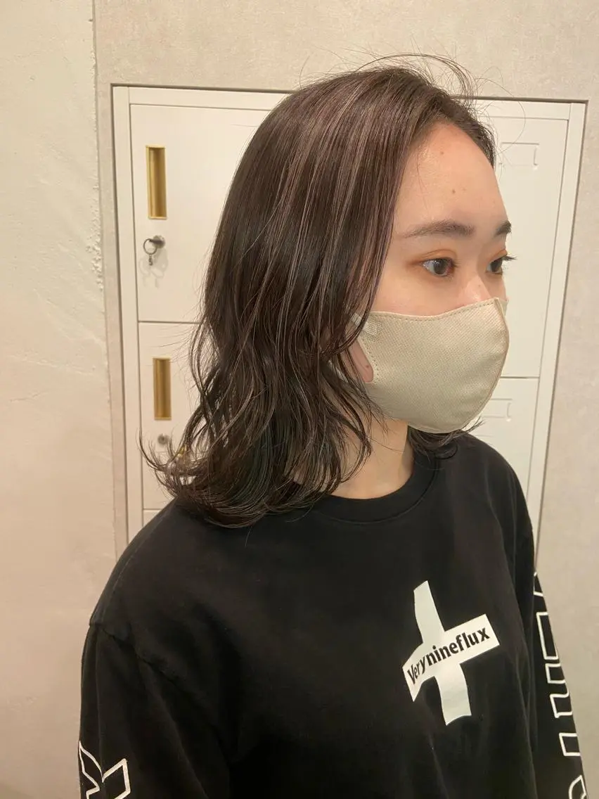 セミロング カラー 永井 亮のヘアスタイル