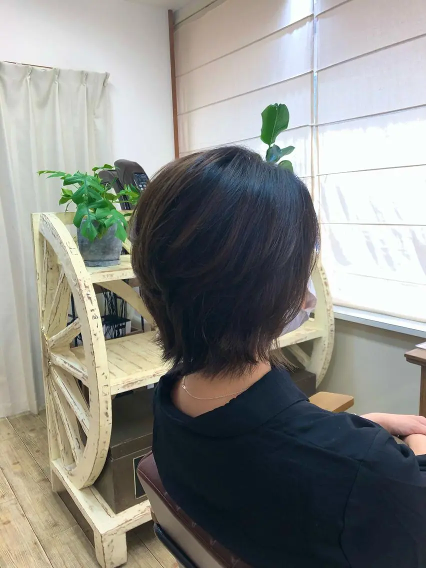 ショート 髪質改善個室サロン' 白髪ぼかし・縮毛矯正のヘアスタイル