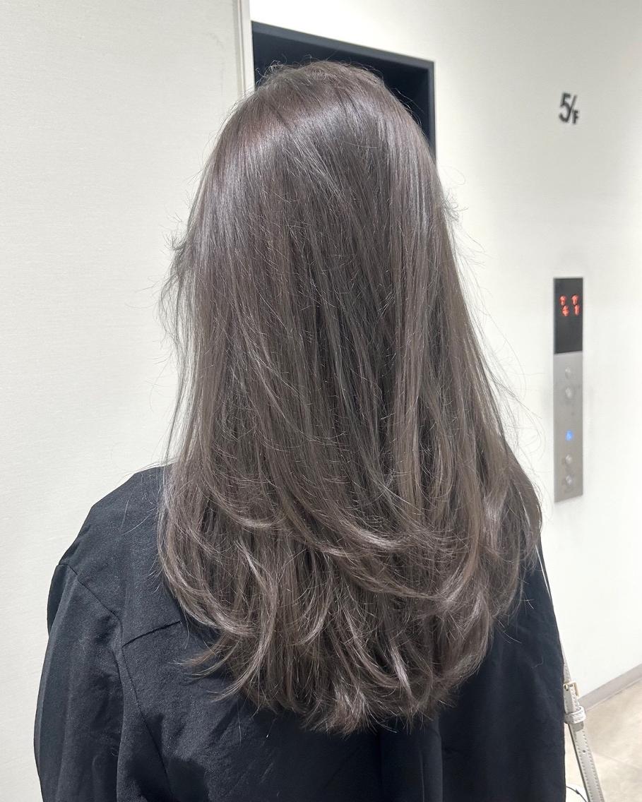 セミロング レイヤーカット 🇰🇷🩶福岡天神のヘアスタイル