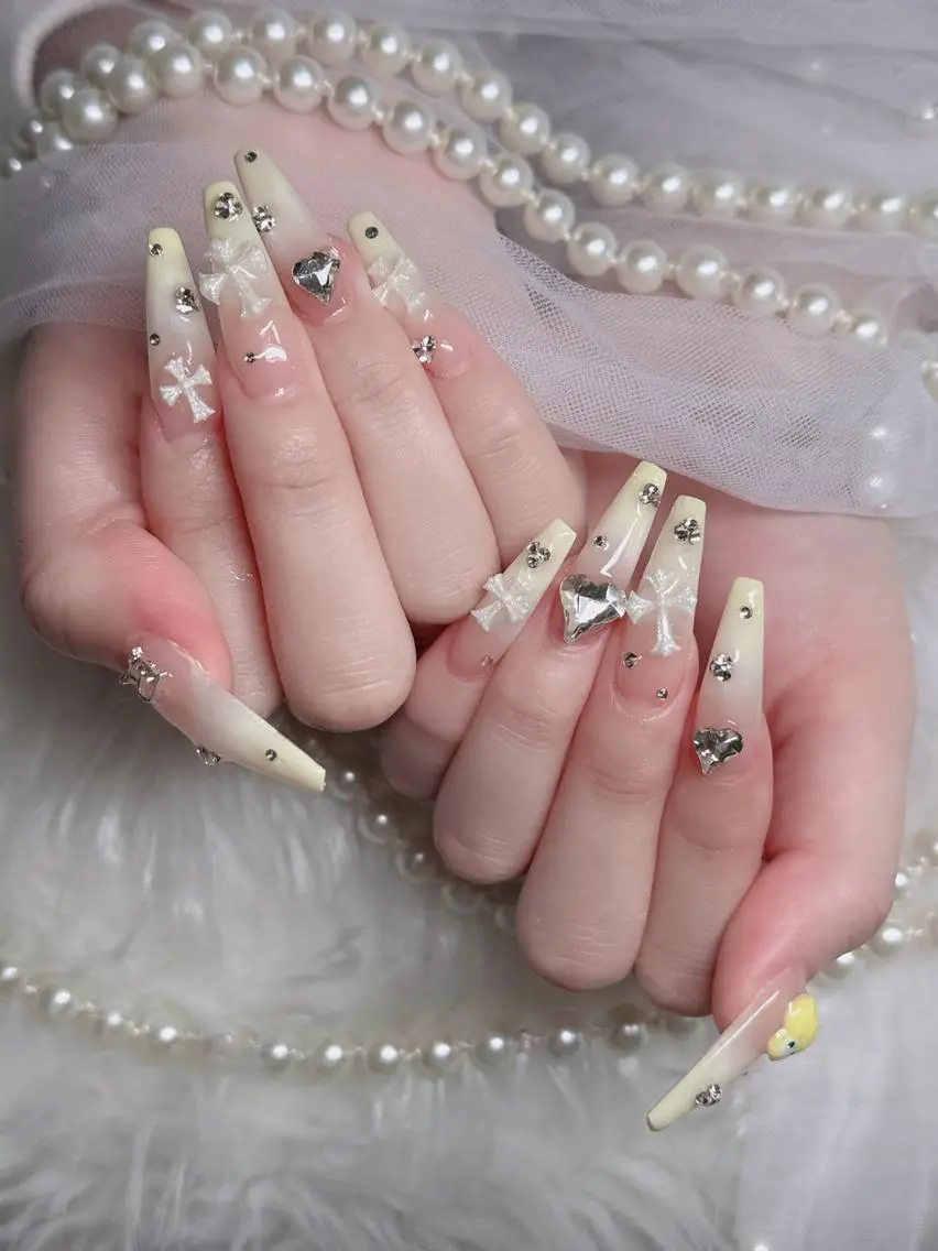 ネイル フレンチネイル ジェルネイル ハロウィン 韓国ネイル マグネットネイル ハンドネイル neco H.babynailのネイルデザイン
