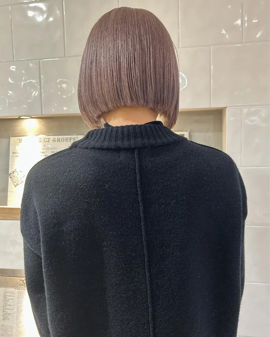 ショート カラー ベージュカラー ラベンダーカラー ラベンダーベージュ ボブ カット ヘアカラー トリートメント 村上雅人 ナチュラルモードのヘアスタイル