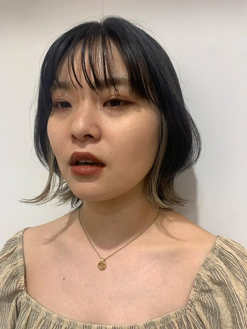 ミディアム カラー ベージュカラー インナーカラー ホワイトベージュ ウルフカット ヘアカラー 中目黒🌼 🌼ハナのヘアスタイル